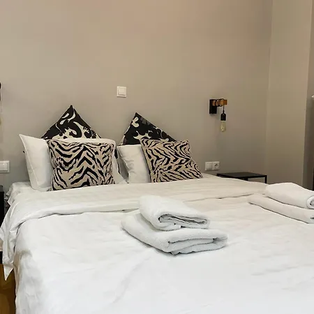 Bluebay Cozy 18 Athens